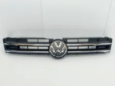 решетка радиатора Volkswagen Touareg 2