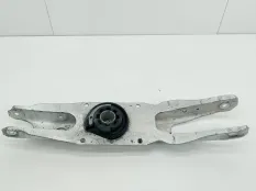 рычаг поперечный Mercedes CLA