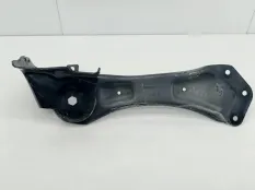 рычаг подвески Mercedes CLA