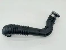 Патрубок интеркулера Mercedes CLA