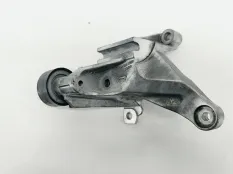 ролик обводной Mercedes CLA