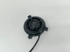 Динамик Volkswagen Touareg 2