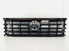 решетка радиатора Volkswagen Touareg 3