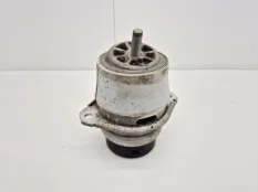 подушка двигателя Volkswagen Touareg 2