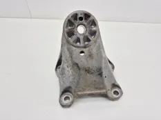 Кронштейн двигателя Volkswagen Touareg 2