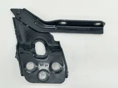 петля капота Volkswagen Touareg