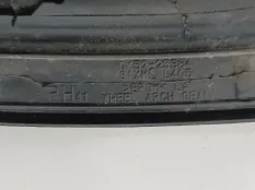 Уплотнитель двери Land Rover Range Rover