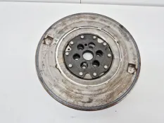 маховик Mercedes A180