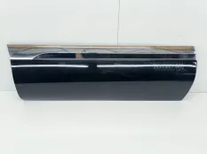 Молдинг двери Volkswagen Touareg