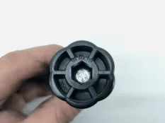 Крепление домкрата Volkswagen Amarok