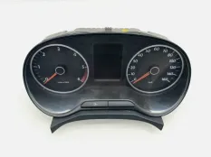 панель приборов Volkswagen Amarok