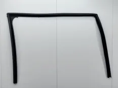 Уплотнитель двери Volkswagen Amarok