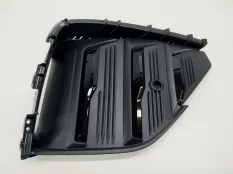 Решетка бампера Geely Tugella