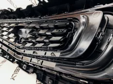 решетка радиатора Geely Atlas PRO