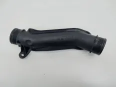 Патрубок интеркулера Volkswagen Touareg 2