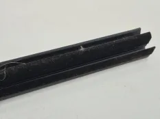 Уплотнитель стекла Volkswagen Amarok