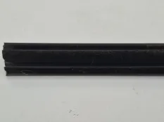 Уплотнитель стекла Volkswagen Amarok