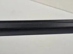 Уплотнитель стекла Volkswagen Amarok