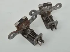 замок багажника Volkswagen Amarok