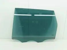 Стекло двери Volkswagen Touareg 2