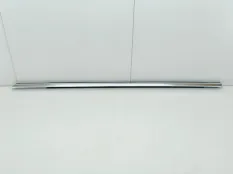 молдинг стекла Mercedes CLA