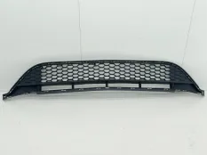 Решетка бампера Mercedes CLA