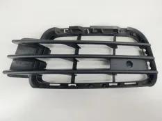 Решетка бампера Volkswagen Touareg 2