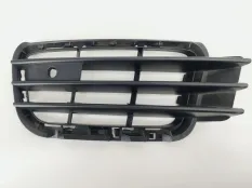 Решетка бампера Volkswagen Touareg 2