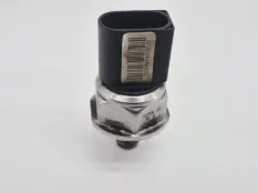 датчик давления топлива Land Rover Range Rover