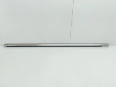 молдинг стекла Volkswagen Touareg 2