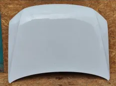 капот Volkswagen Amarok