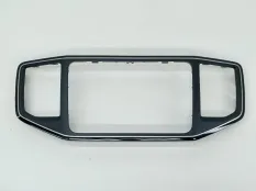 рамка магнитолы Volkswagen Amarok
