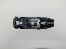 Кронштейн ручки Volkswagen Amarok