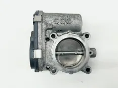 Дроссельная заслонка Mercedes CLA