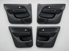 Комплект дверных карт Volkswagen Amarok