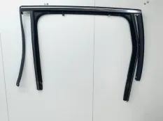 Уплотнитель стекла Volkswagen Touareg