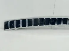 Накладка бампера Volkswagen Touareg 2