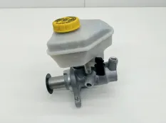 главный тормозной цилиндр Volkswagen Touareg 2