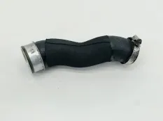 Патрубок интеркулера Volkswagen Touareg 2