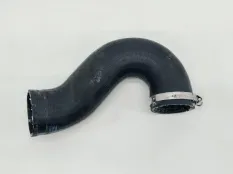 Патрубок интеркулера Volkswagen Touareg 2