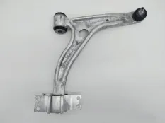 рычаг подвески Mercedes CLA