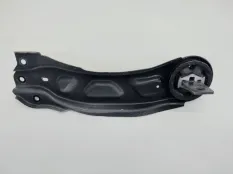 рычаг подвески Mercedes CLA