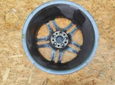 Диск литой Mercedes A200