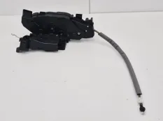 замок двери Mercedes CLA