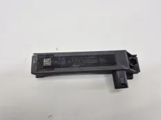 Антенна бесключевого доступа Mercedes CLA