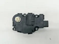 Моторчик заслонки отопителя Volkswagen Touareg 2