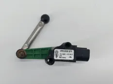 Датчик высоты дорожного просвета Volkswagen Touareg 2