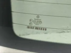 Стекло заднее Mercedes SLK