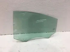 Стекло двери Mercedes CLS