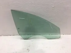 Стекло двери Mercedes CLS